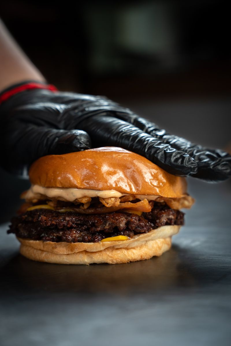 Burger prensada en la plancha